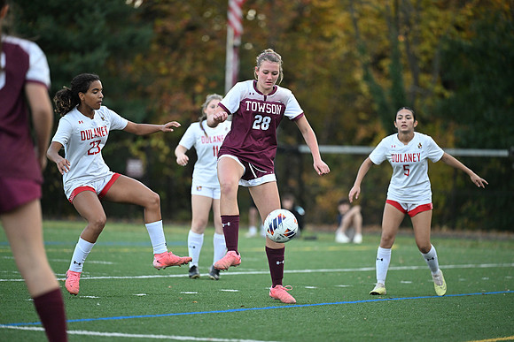 Towson-v-Dulaney-00318