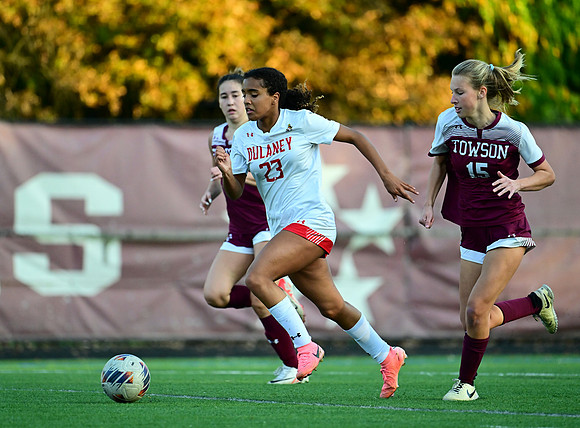 Towson-v-Dulaney-03542
