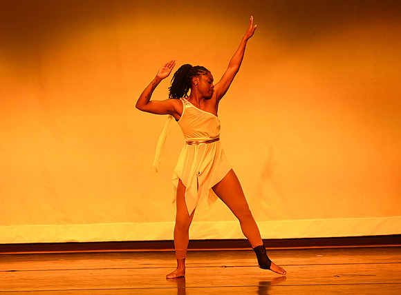 OMHSDance-00177